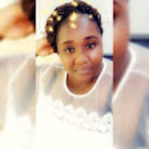 Meet your Posher, Simone